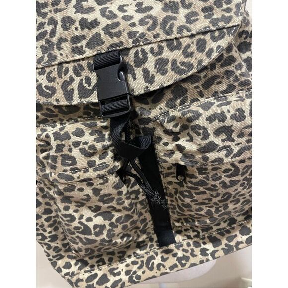 New Urban Outfitters UO Leopard Print Backpack - Picture 7 of 9